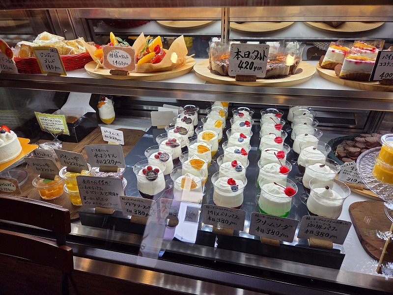 センター南ポーモデアーモのショーケース